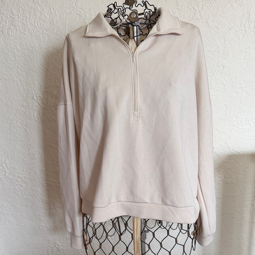 Cable & Gauge Women's Light Cream Half-Zip Sweatshirt